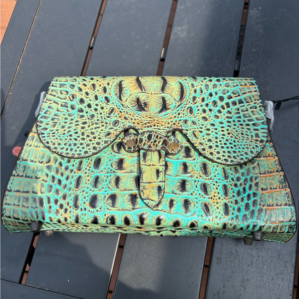 American Darling Crocodile Embossed Leather Crossbody Bag. Adbg1635b